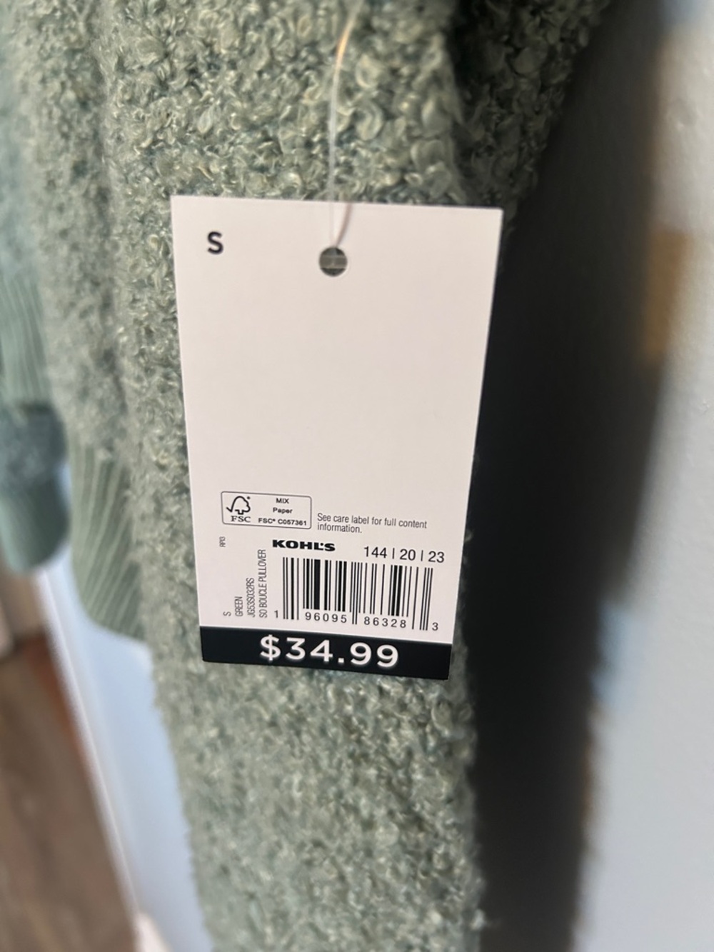 SO Olive Green V-Neck Bouclé Sweater - Picture 3 of 5